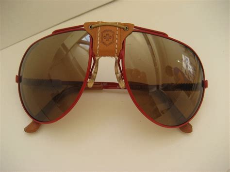 swiss army sunglasses